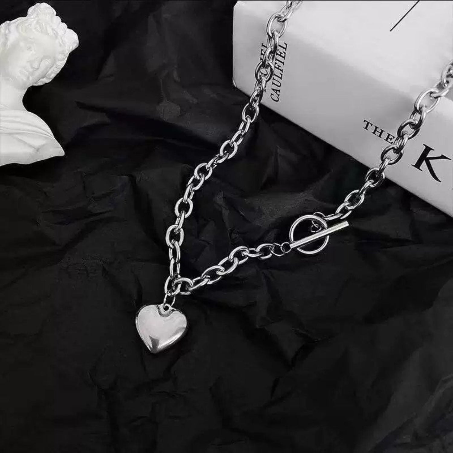 Silver Heart Toggle Chain Necklace JLTN1850