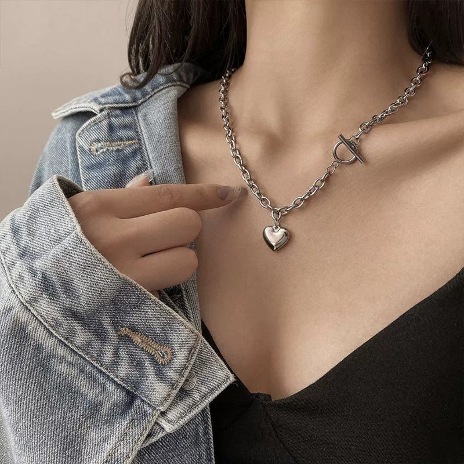 Silver Heart Toggle Chain Necklace JLTN1850