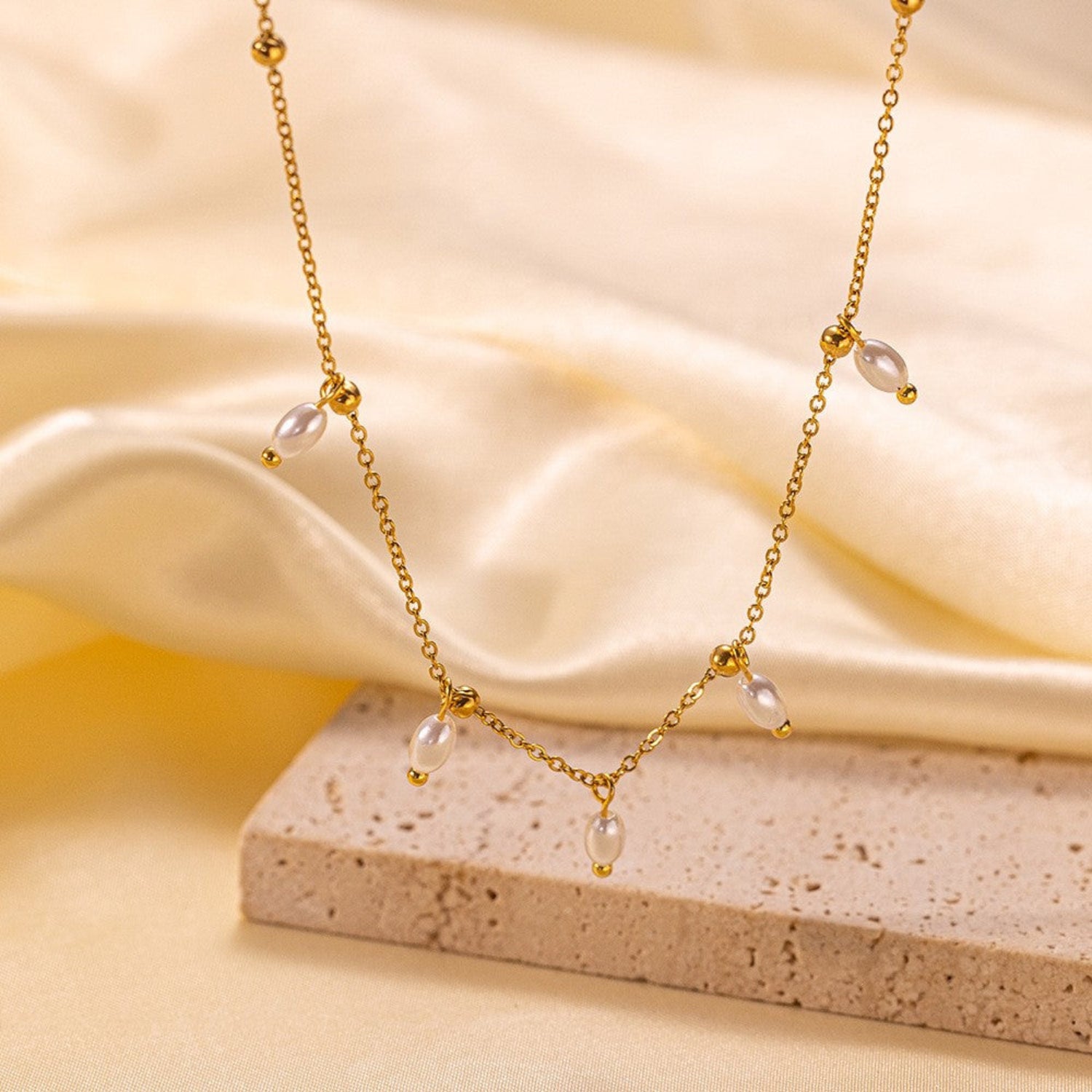 Gold Faux Pearl Dangle Necklace JLTN1859