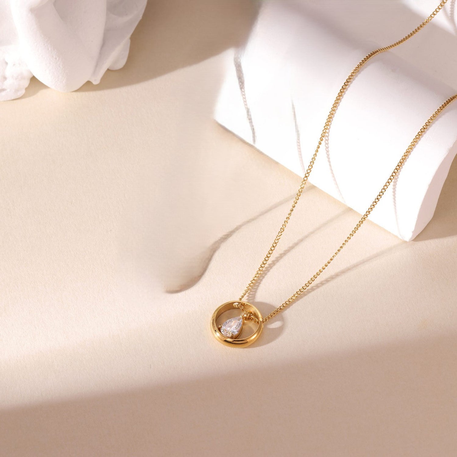 Gold Circle Teardrop Crystal Necklace JLTN1878