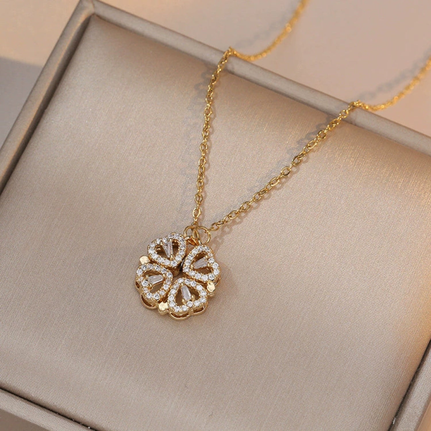 Gold Four-Leaf Clover Crystal Necklace JLTN1923