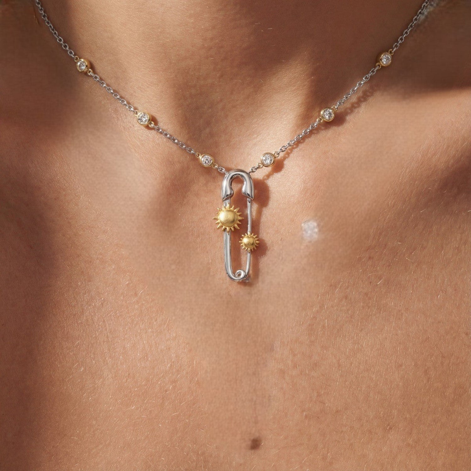 Silver Safety Pin Sun Necklace JLTN1928