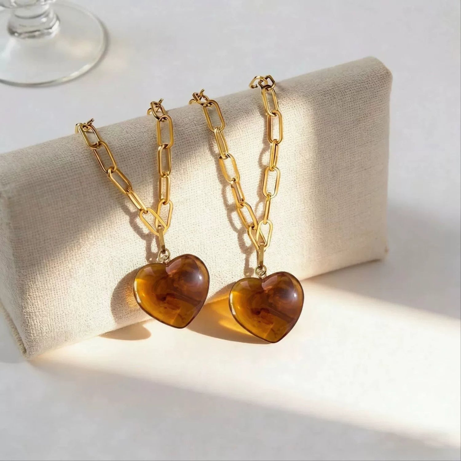 Gold Amber Heart Pendant Necklace JLTN1942