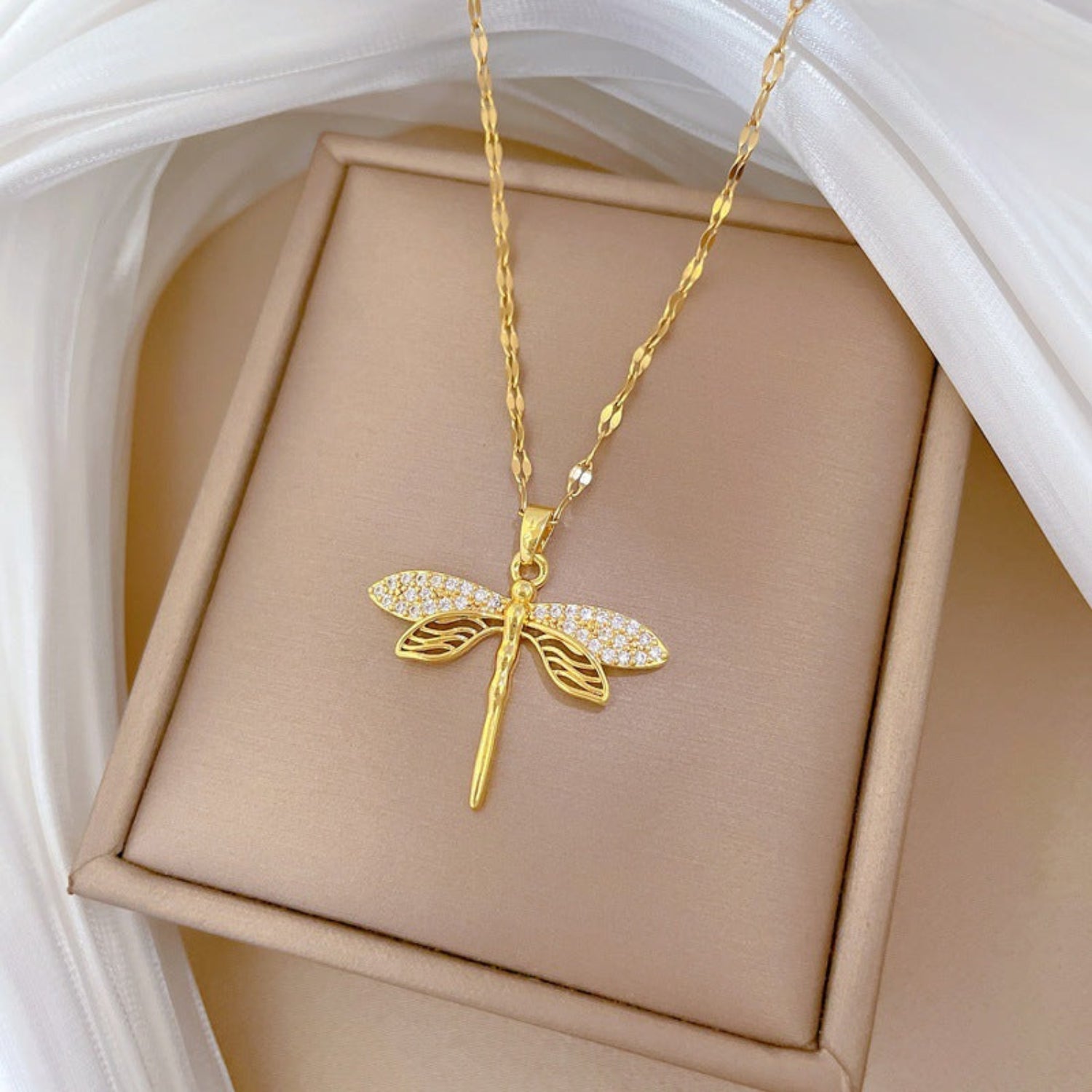 Gold Dragonfly Pendant Necklace JLTN1974