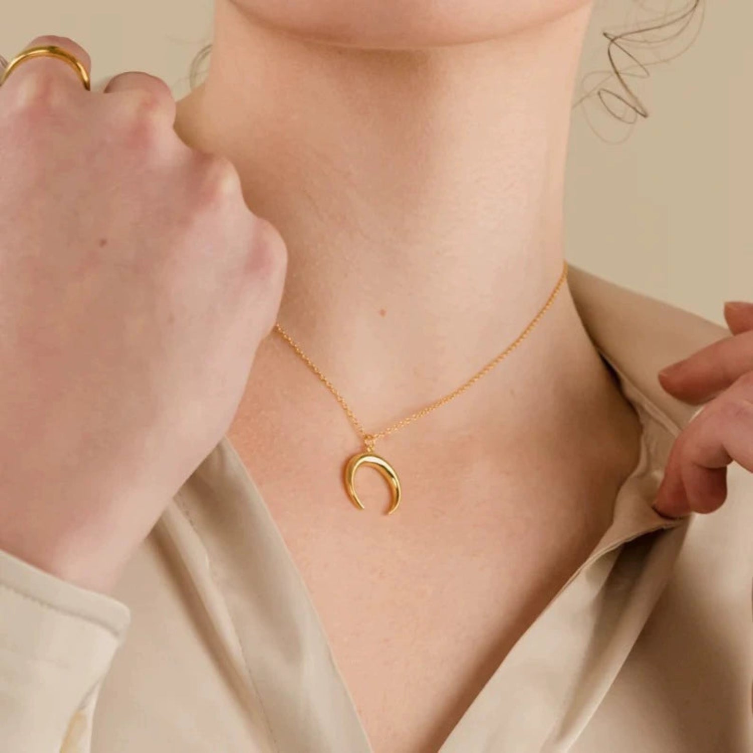 Gold Crescent Moon Pendant Necklace JLTN1975