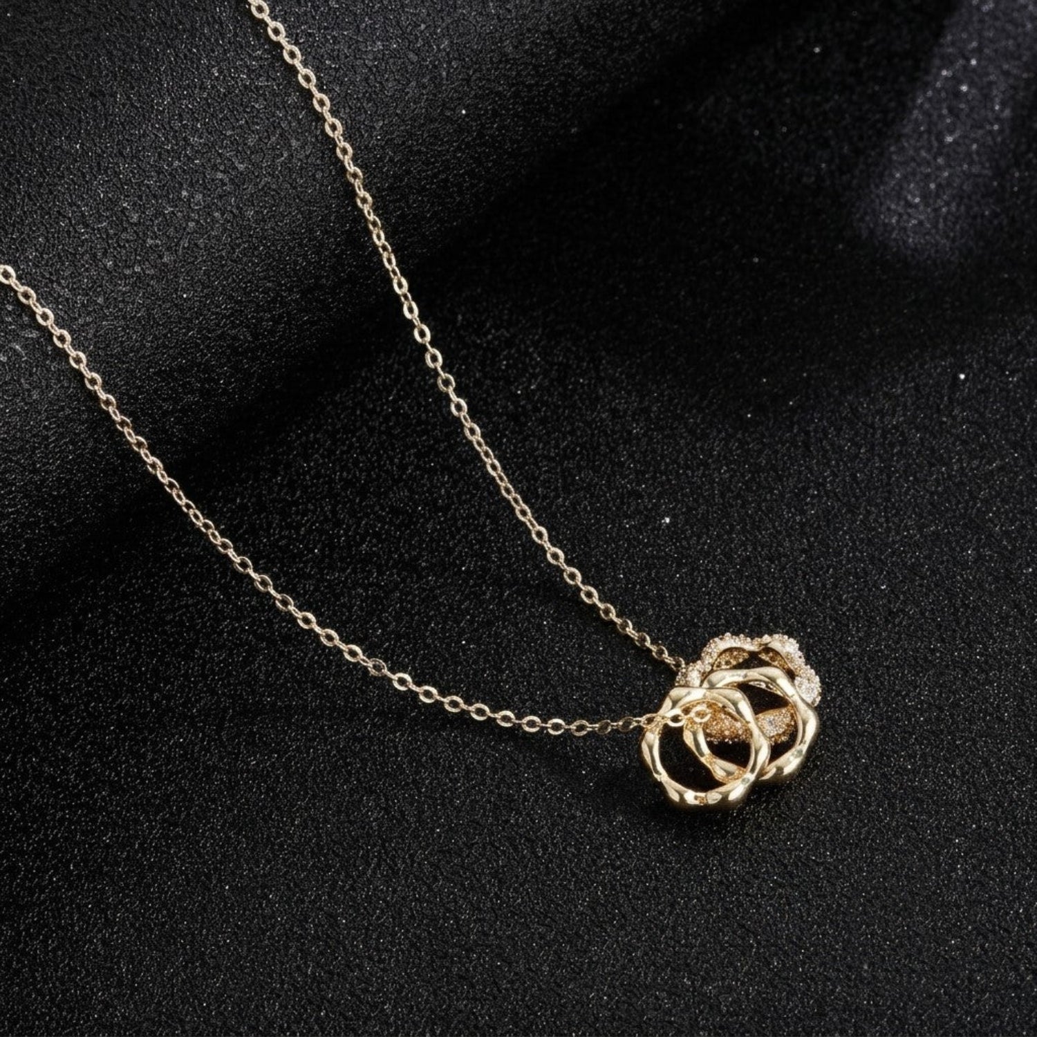 Gold Interlocking Ring Pendant Necklace JLTN2023