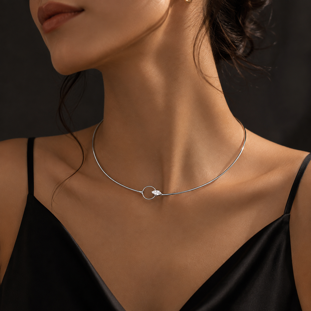 Silver Minimal Oval Crystal Choker JLTN2042