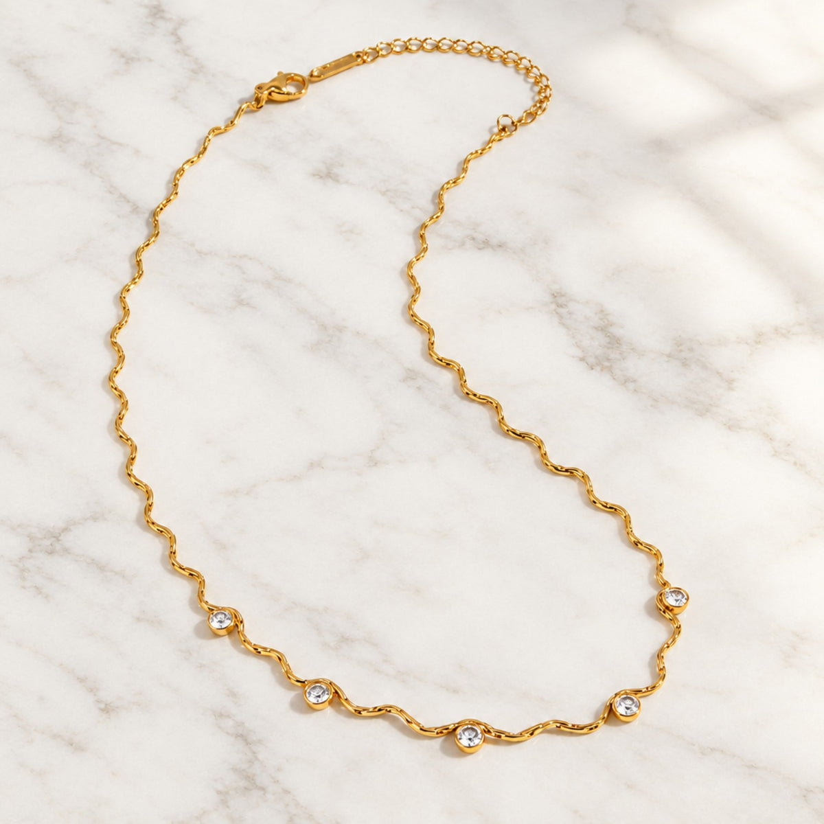 Gold Wavy Chain Minimal Necklace JLTN2056