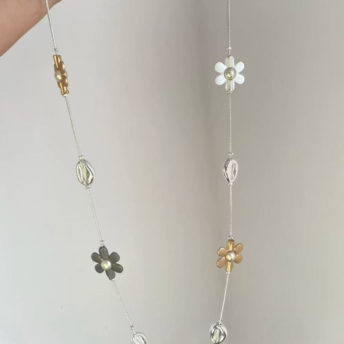 Silver Floral Charm Layered Necklace JLTN2057