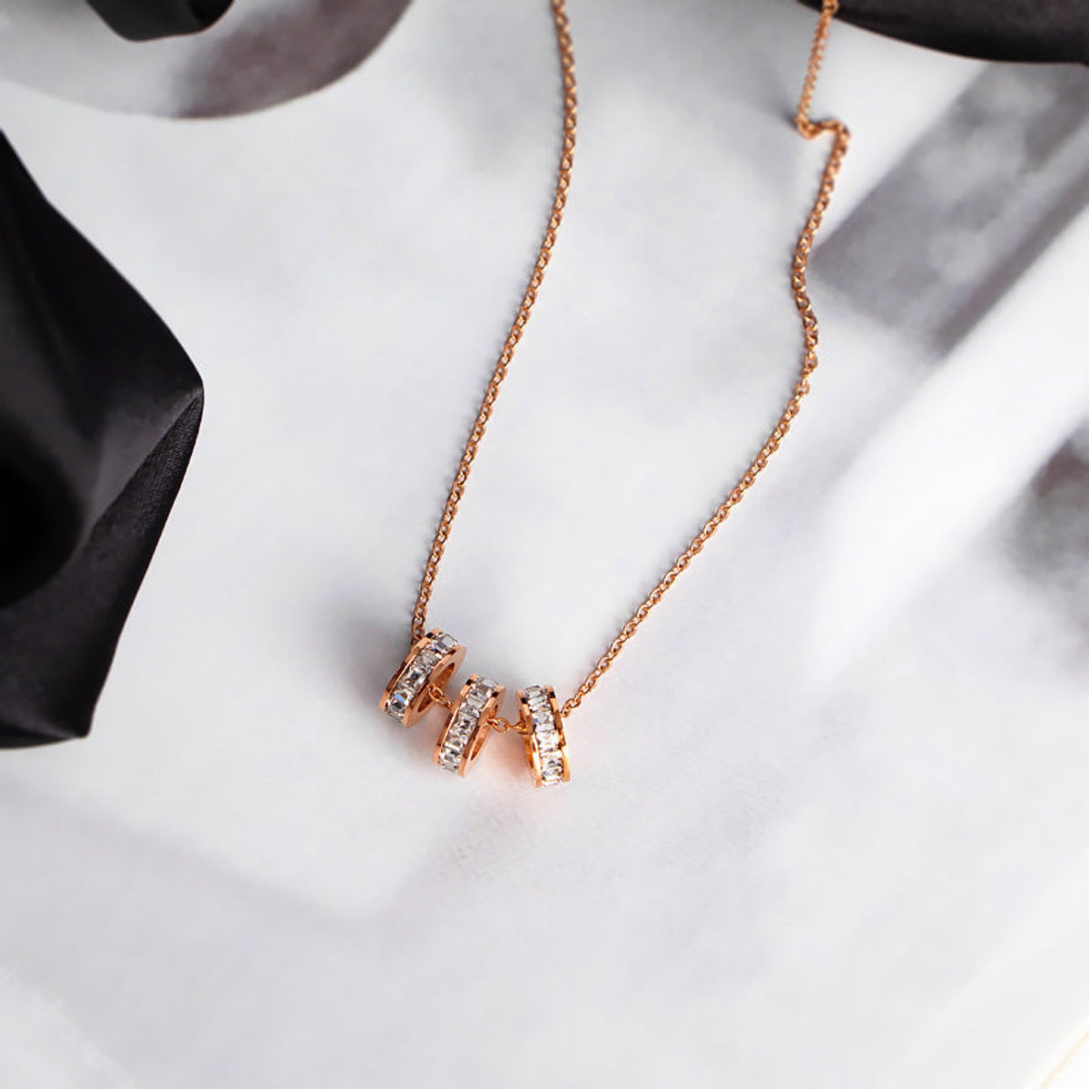Rose Gold Double Ring Pendant Necklace JLTN2085