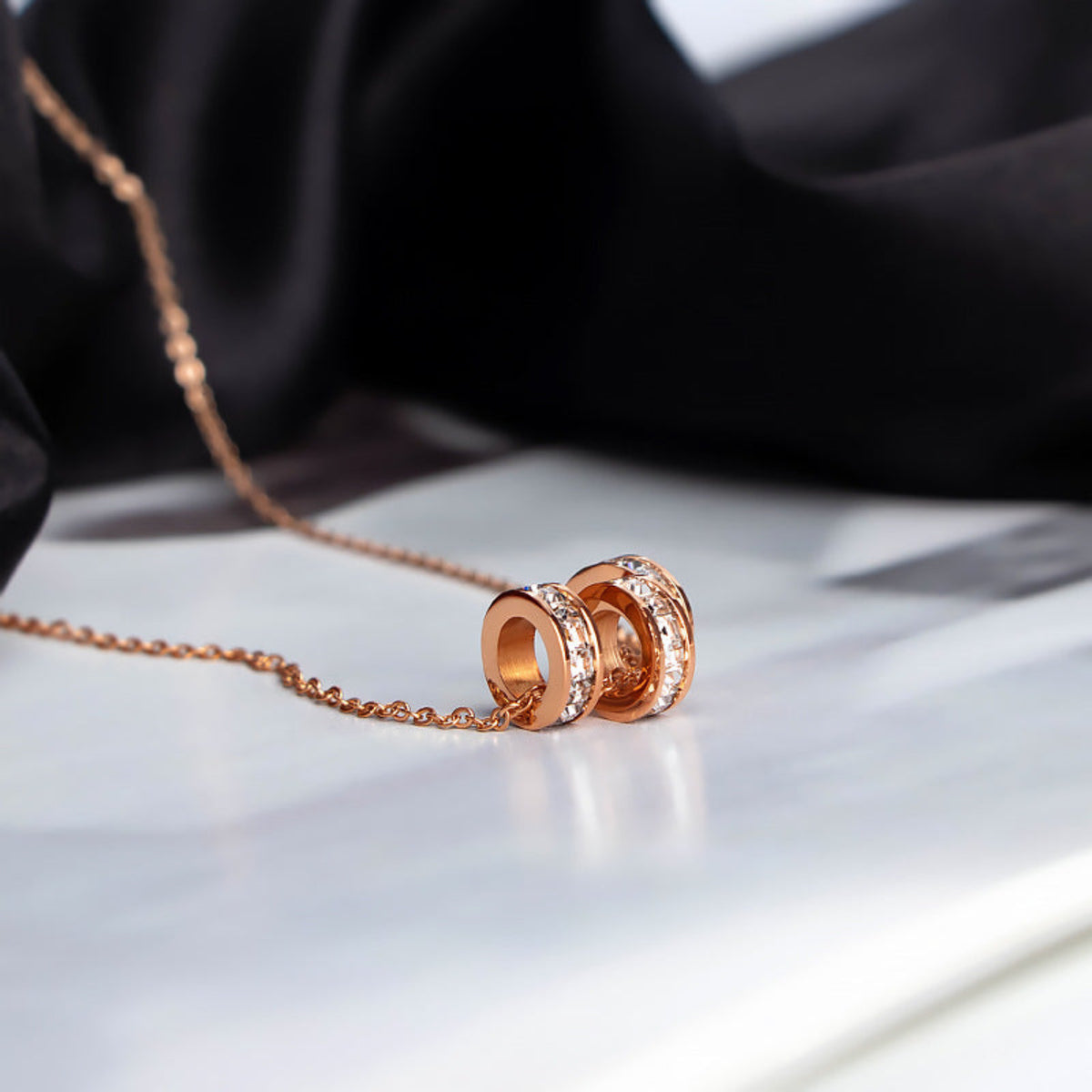 Rose Gold Double Ring Pendant Necklace JLTN2085