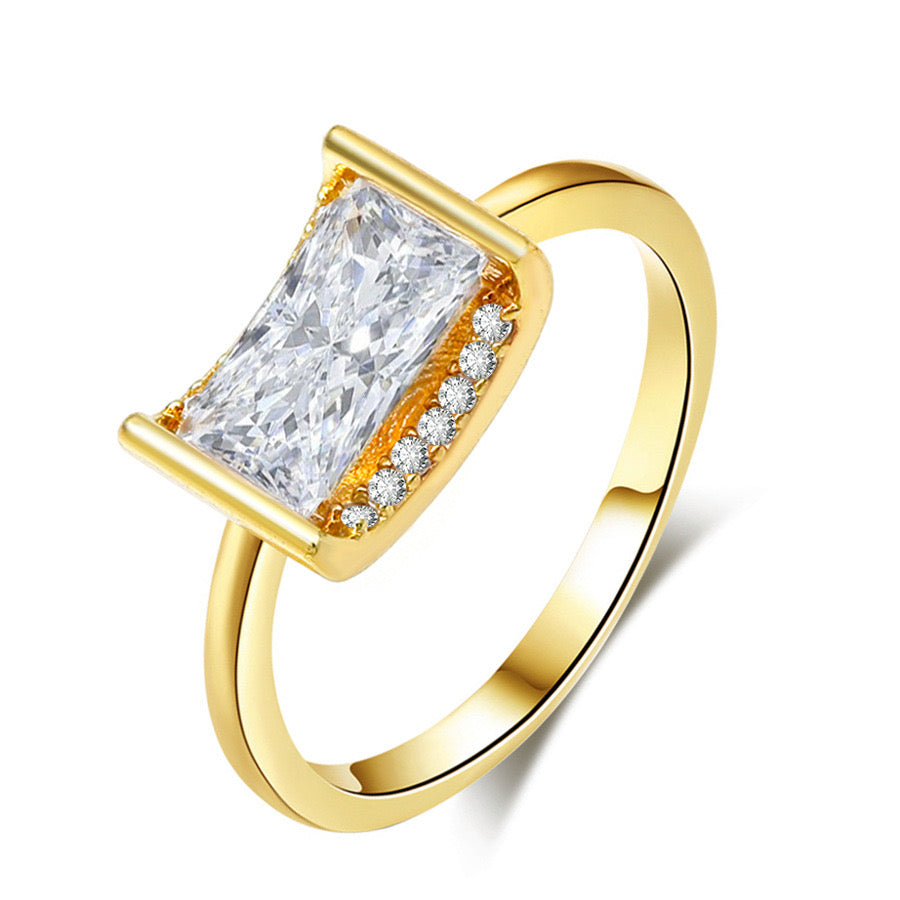 Emerald-Cut Crystal Gold Ring JLTR0573
