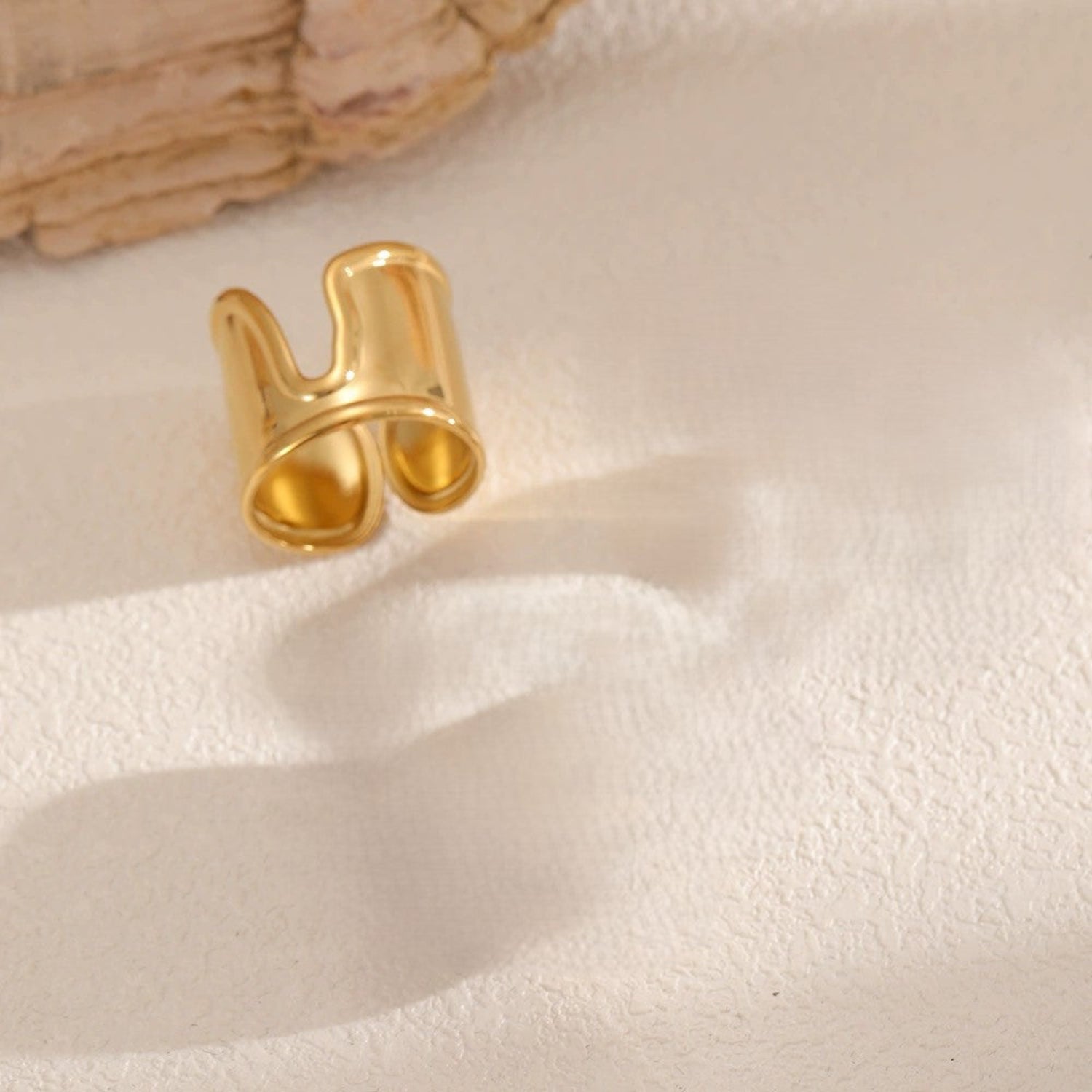 Glossy Wave Adjustable Ring JLTR0614