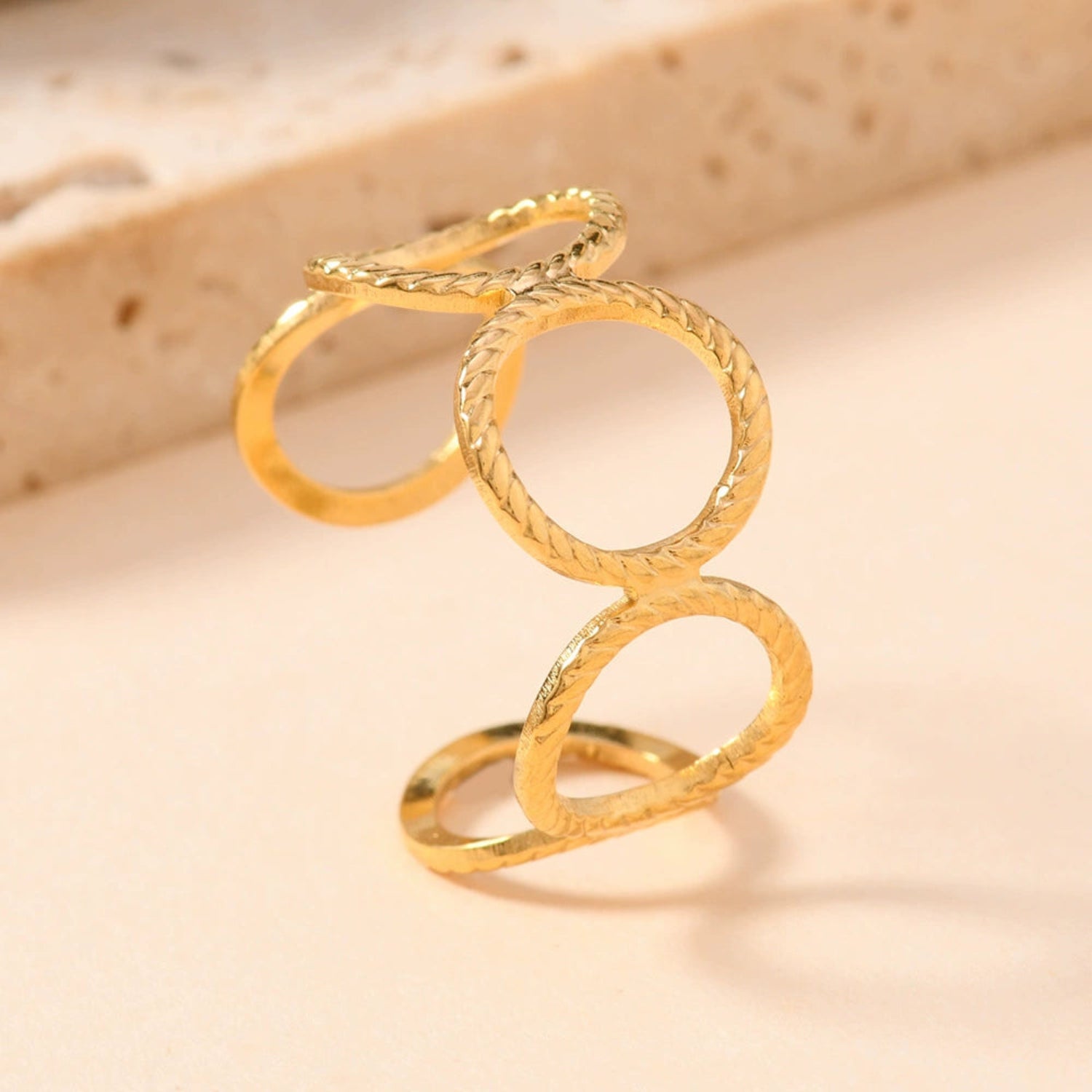 Gold Open Geometric Twist Ring JLTR0660