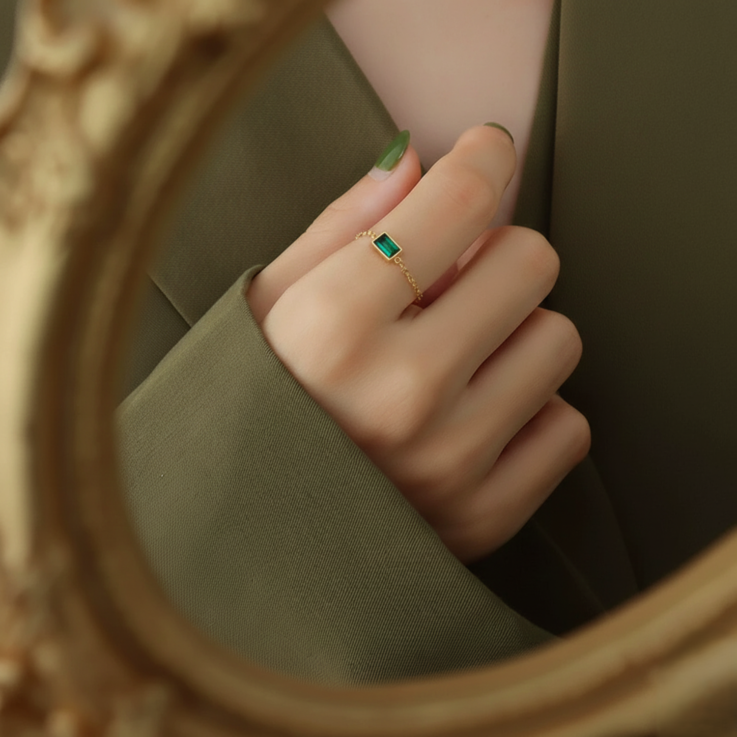 Emerald Green Adjustable Chain Ring JLTR0662