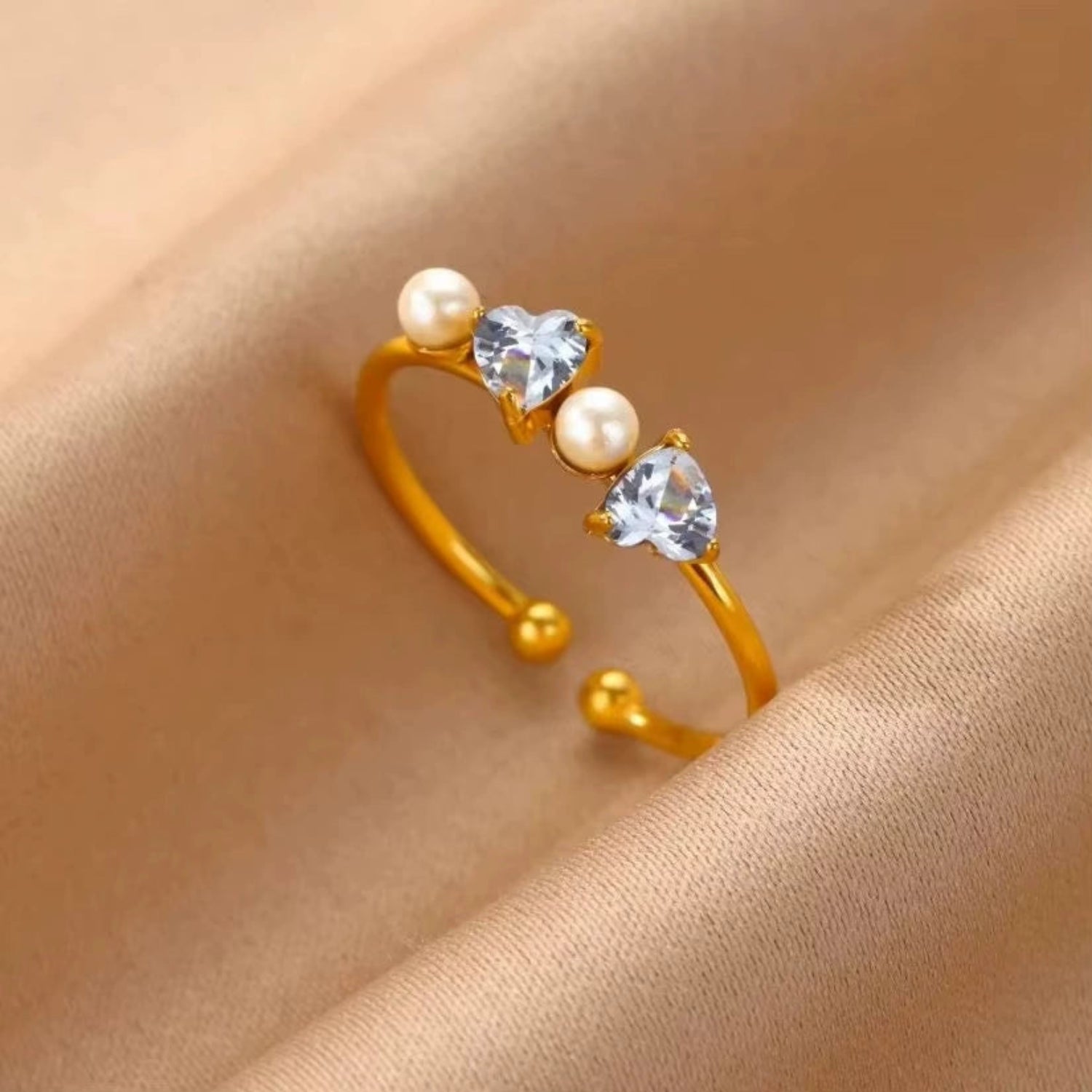 Crystal Heart and Pearl Ring JLTR0684