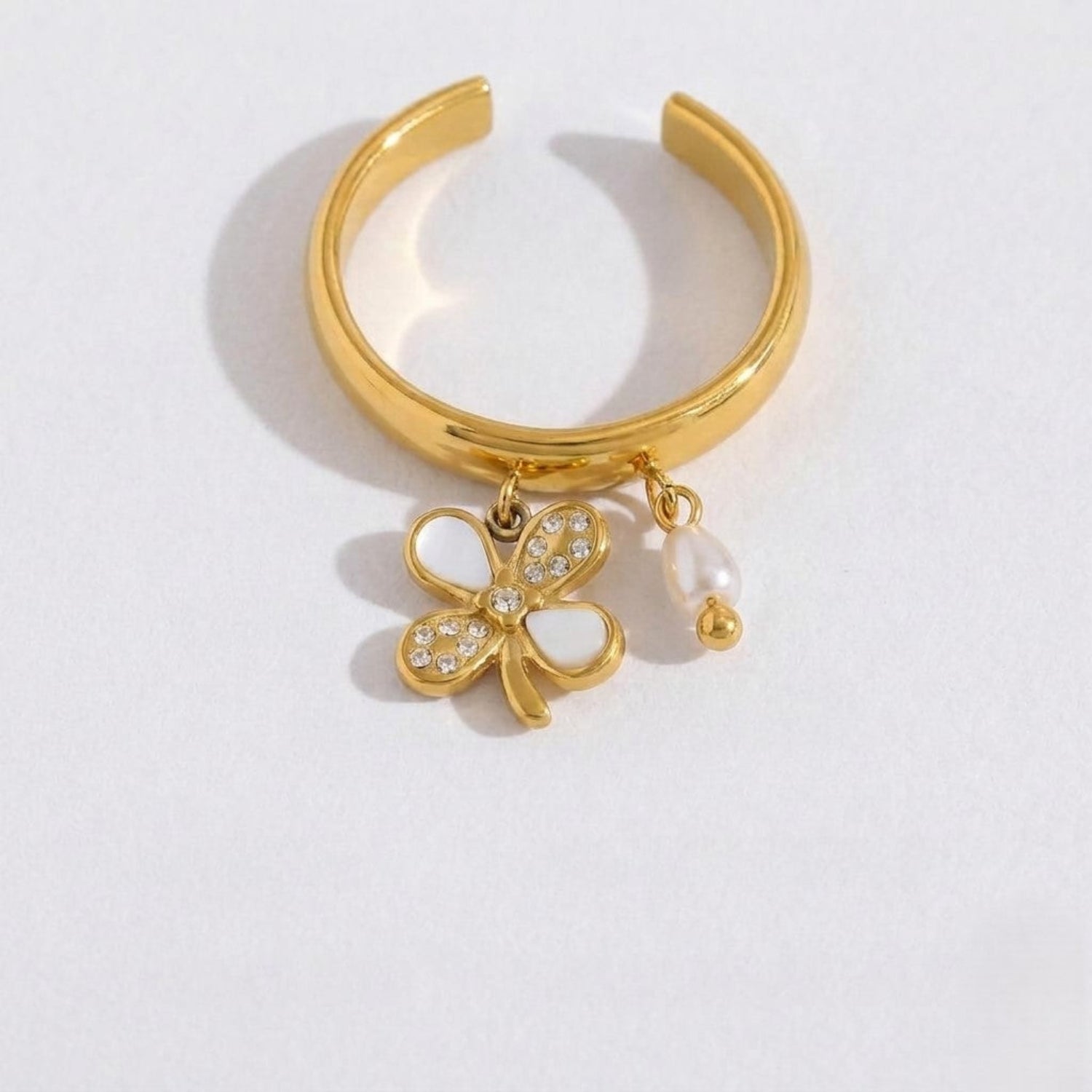 Gold Clover Pearl Dangle Ring JLTR0722