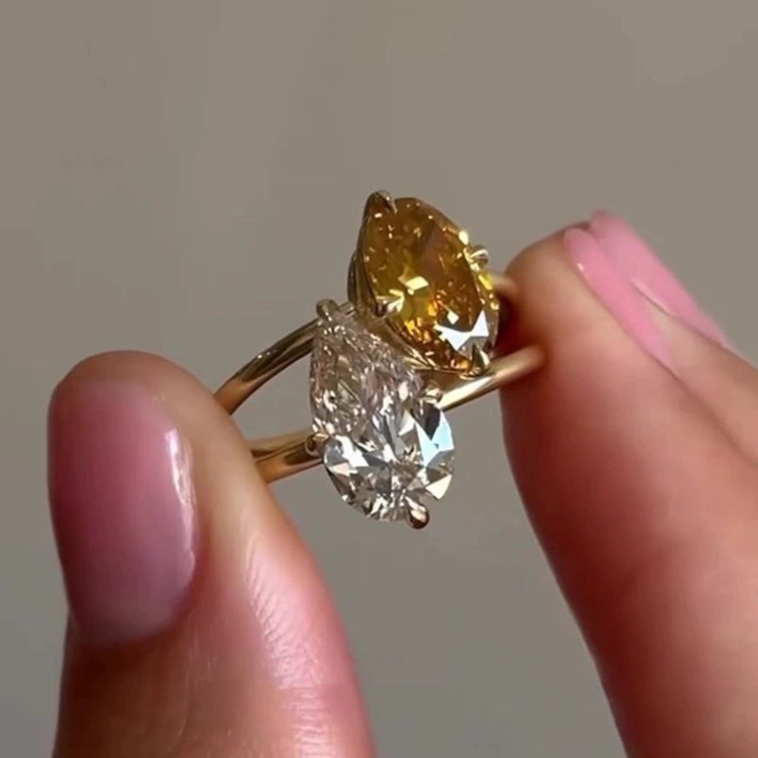 Double Band Gold Teardrop Ring JLTR0725