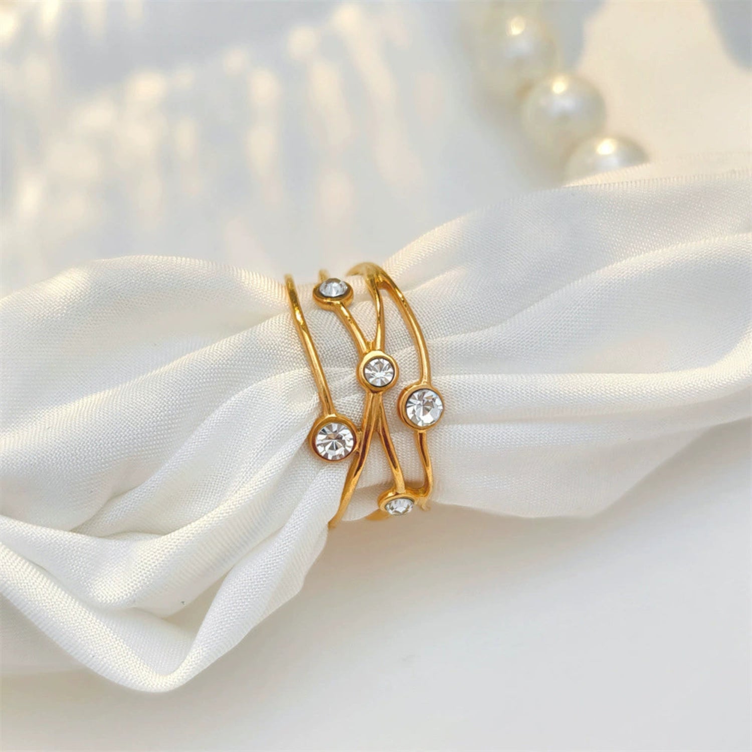 Elegant Gold Crossover Crystal Ring JLTR0727