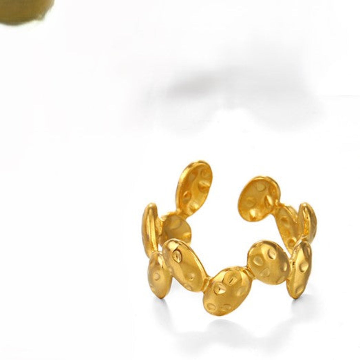 Gold Hammered Disc Adjustable Ring JLTR0745