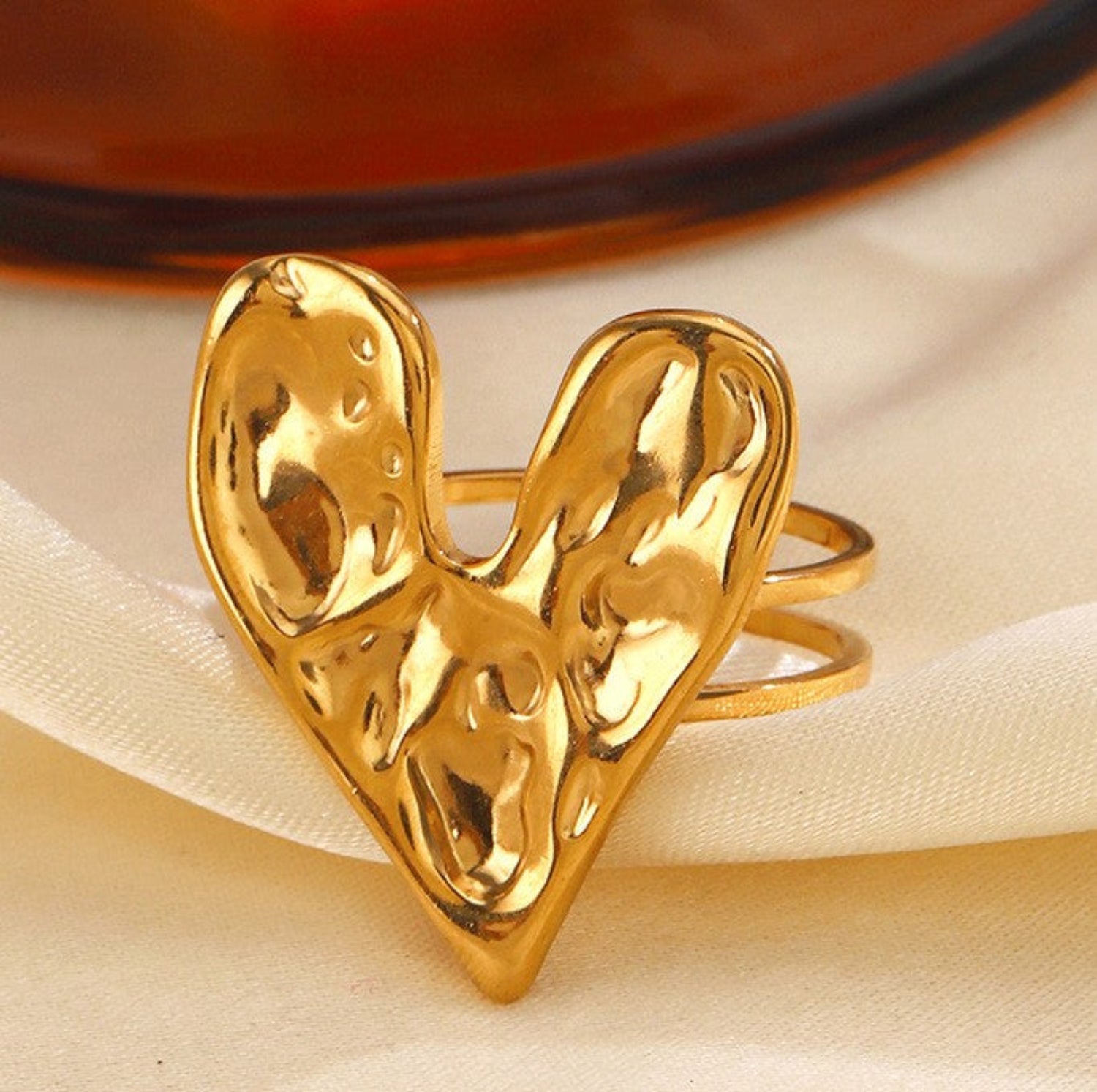 Golden Hammered Heart Statement Ring JLTR0752