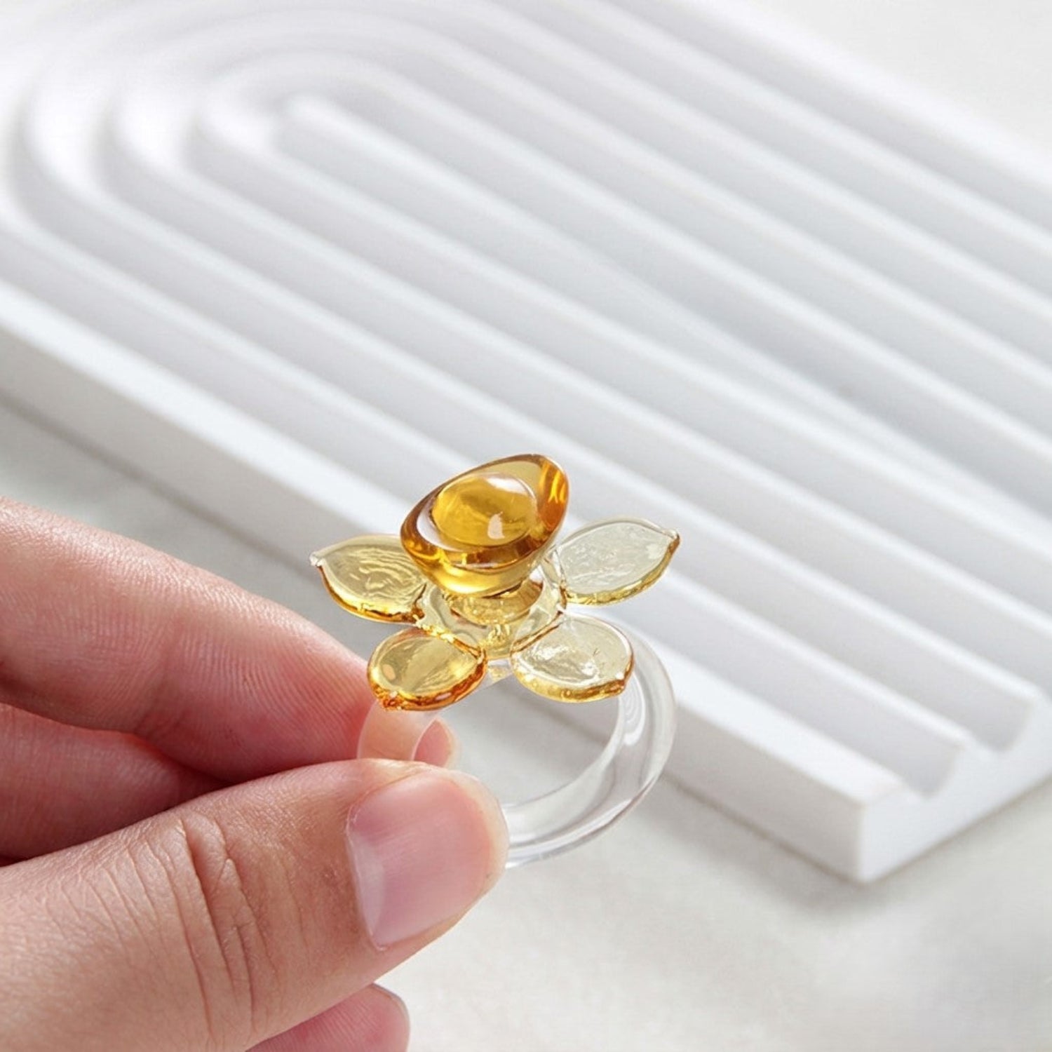 Amber Artistic Floral Glass Ring JLTR0795