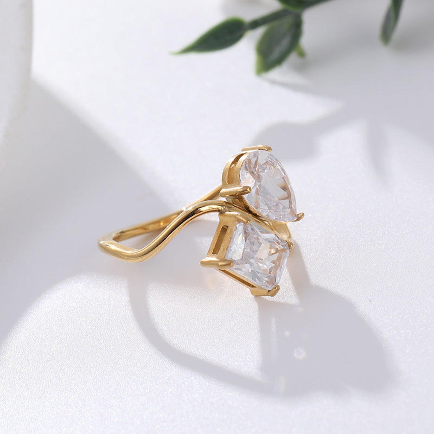 Gold Square Minimalist Crystal Ring JLTR0812