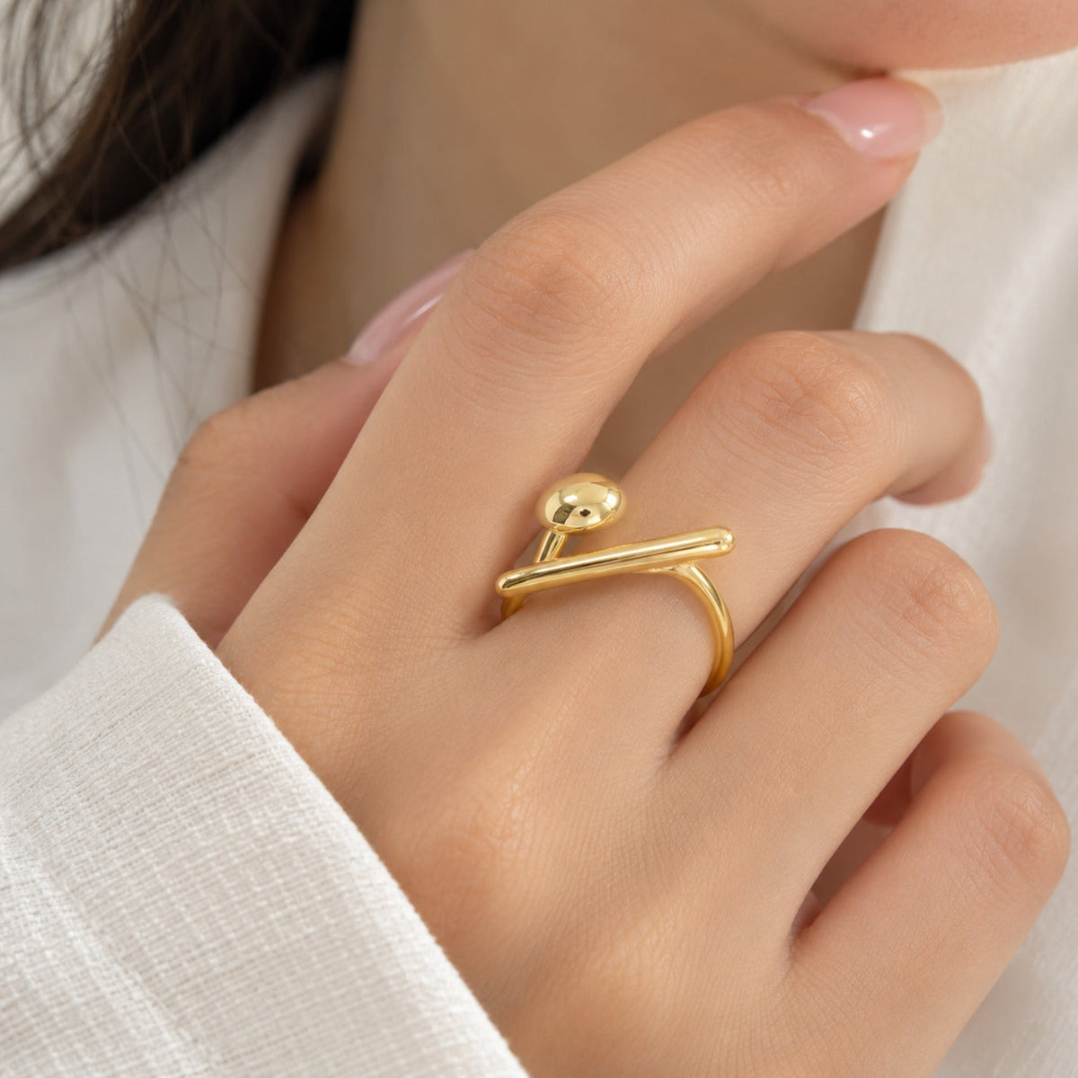 Gold Sculptural Bar Ring JLTR0831