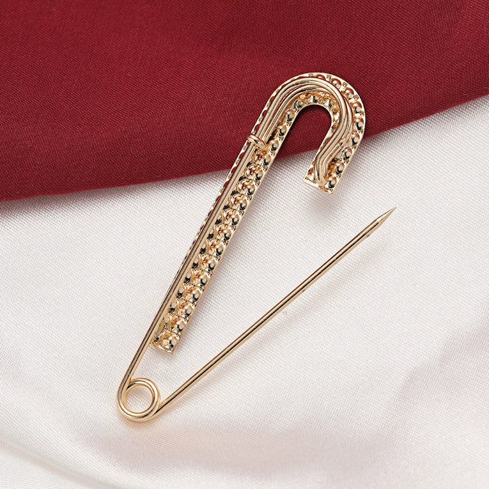 Just Lil Things Regal Textured Gold Saree Pin – Antique Finish U-Curve Designer Brooch JLTSP0004