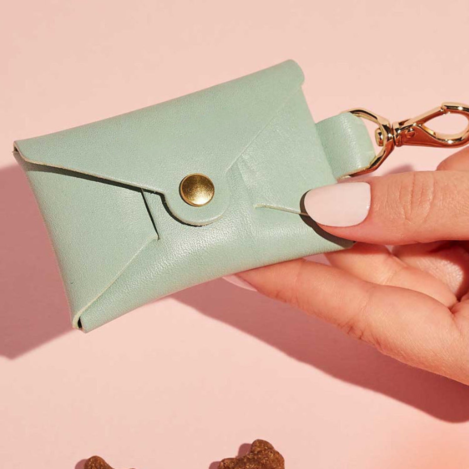 Green Envelope Style Keychain MWK0049