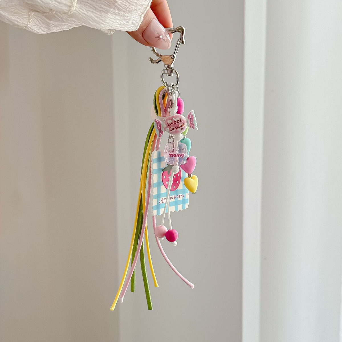 Multicolor Cute Heart Bagcharms MWK0081