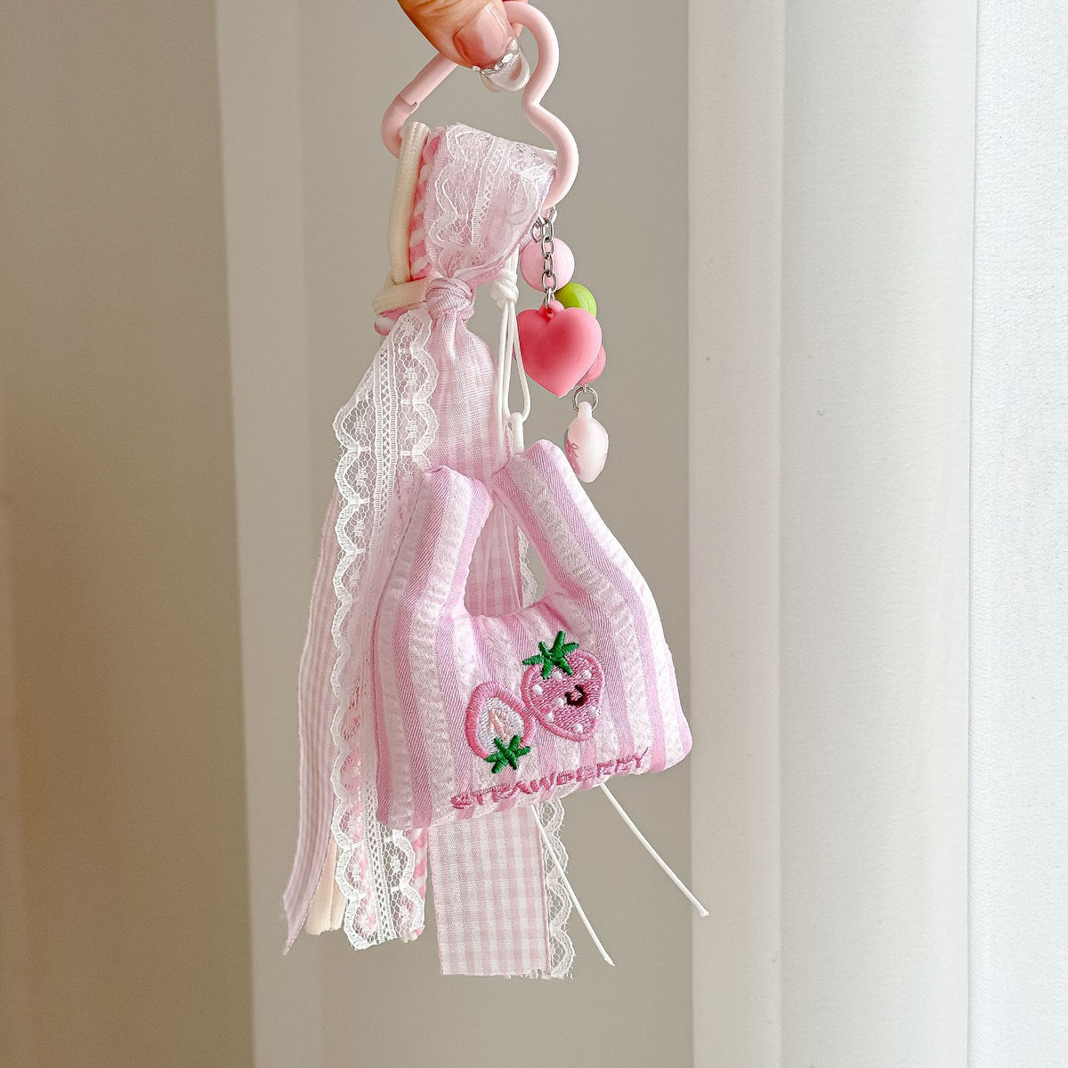 Pink Floral Tassel Bag Charms MWK0121