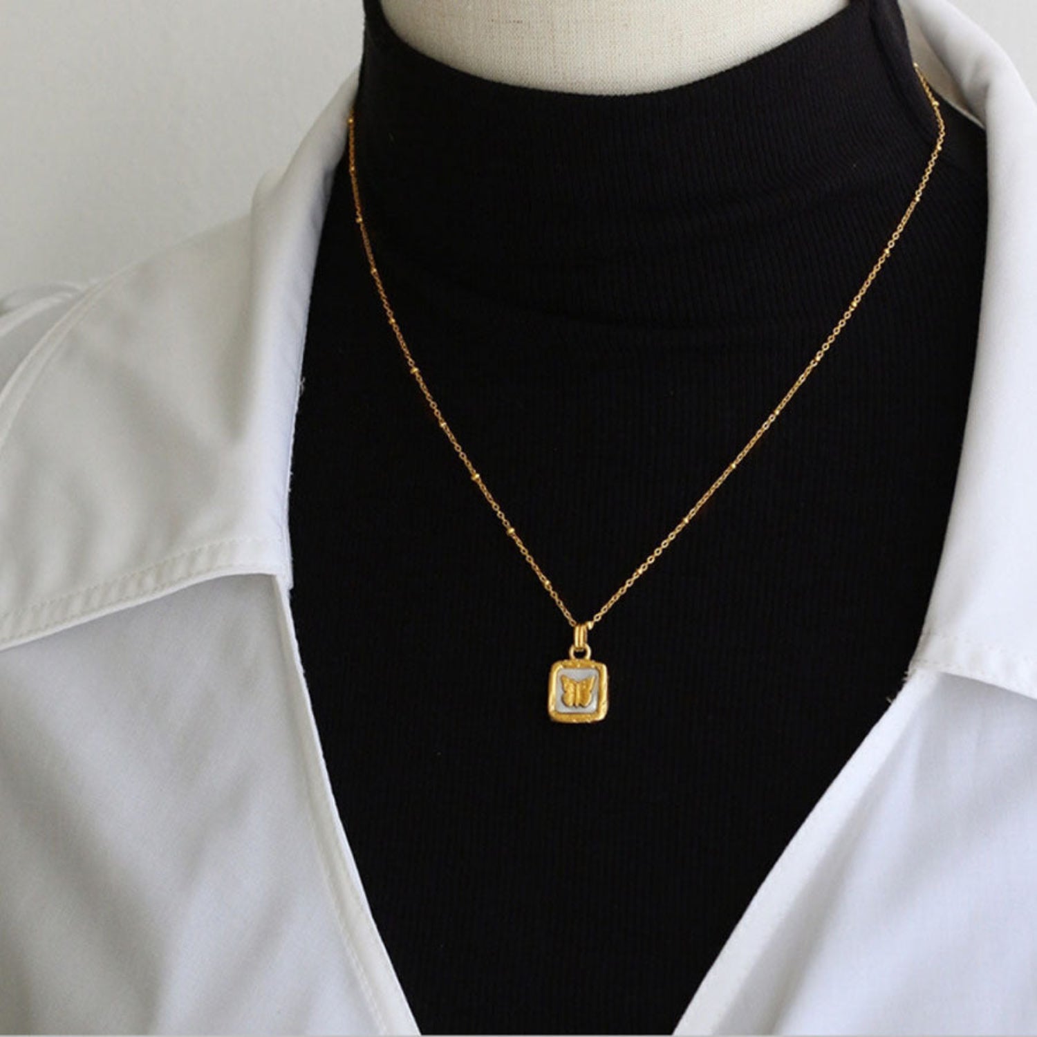 Just lil things- Artificial- Sparkle Framed butterfly pendant chain- Necklace jltn0741