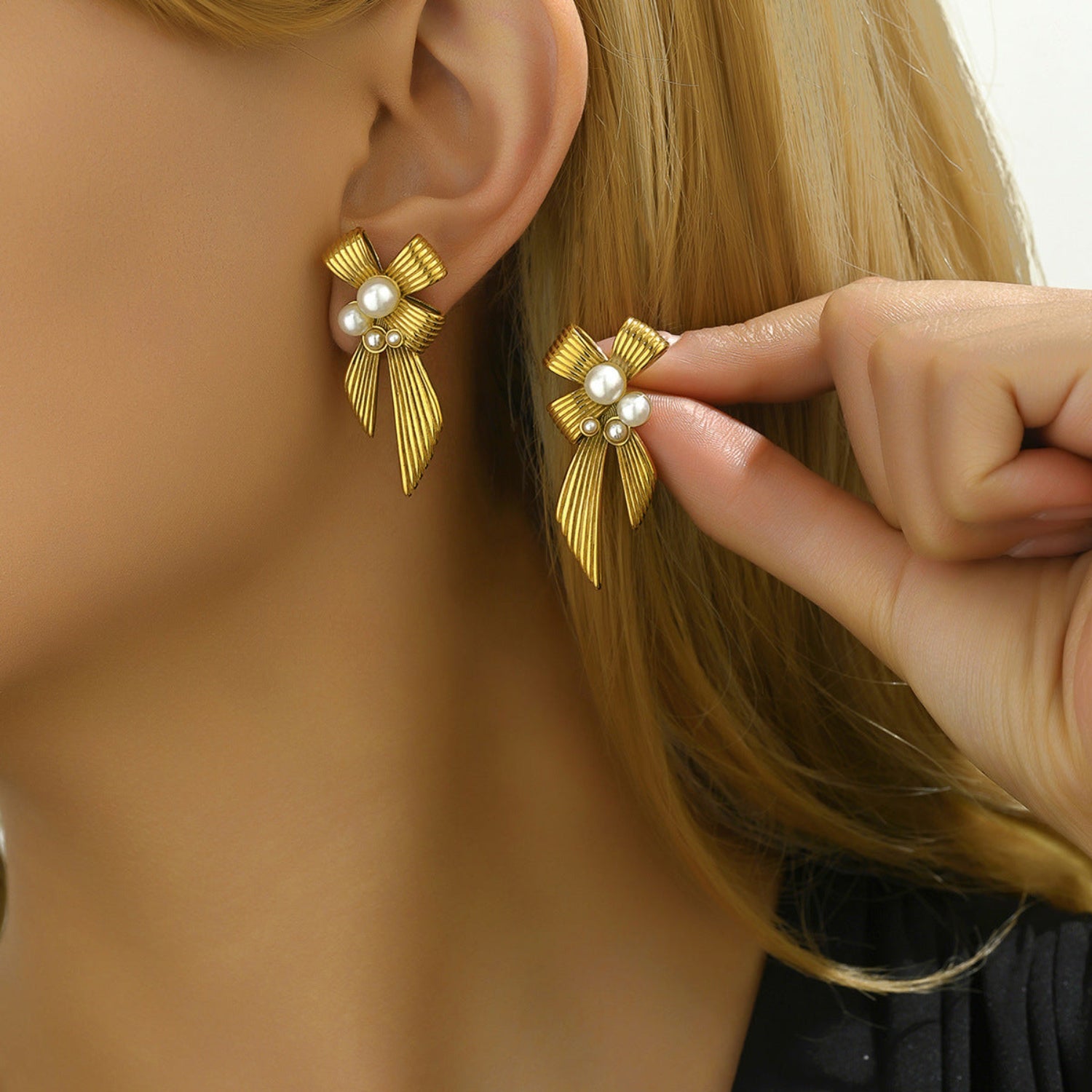 Just Lil Things Gold Pin Earrings jlt12173