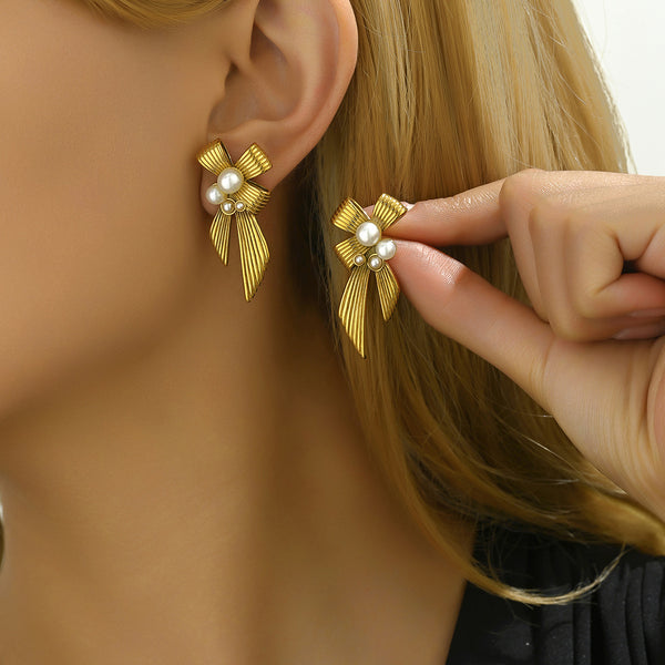 Just Lil Things Gold Pin   Earrings jlt12173