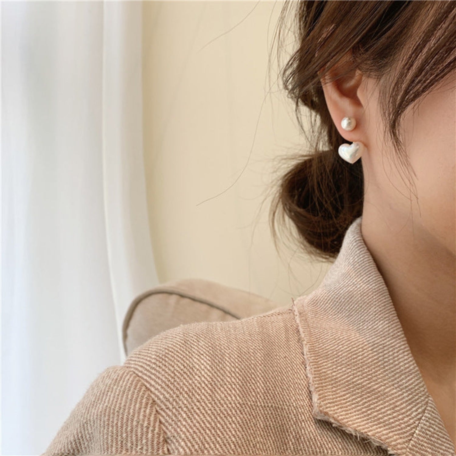 Drop-your-heart-with-pearl-earrings-jlt11151