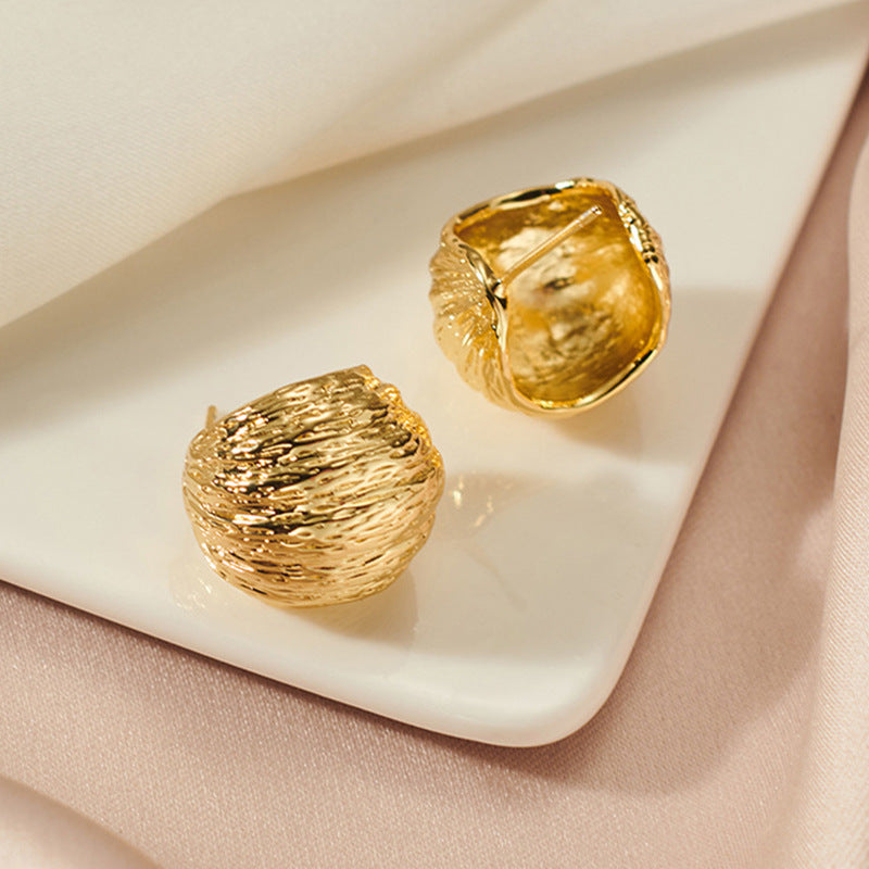 Just Lil Things-Glossy semi circle- Pin Earrings jlt11479