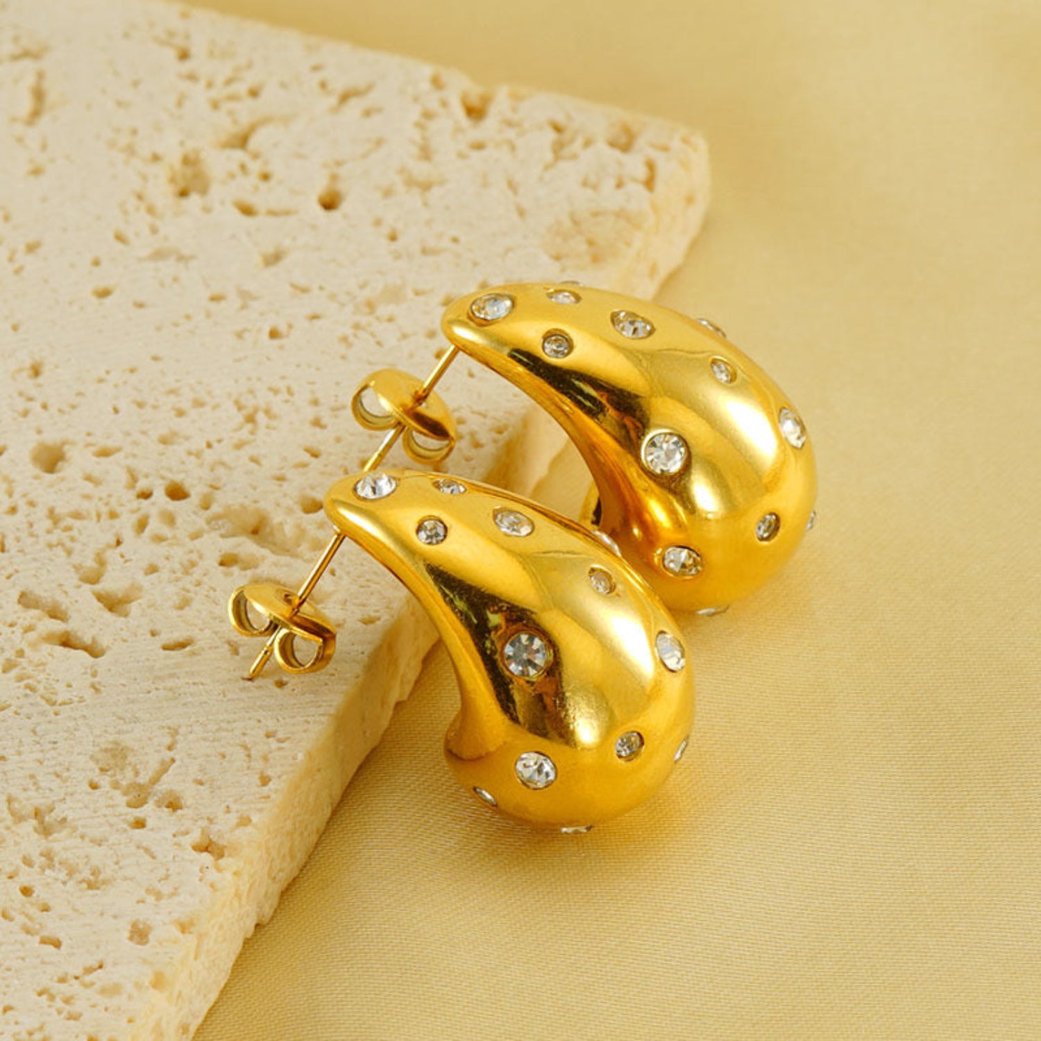 just-lil-things-bold teardrop-pin-earrings-jlt11998