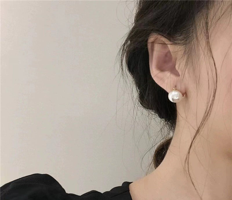 Alluring pearl hoop earrings JLT12062