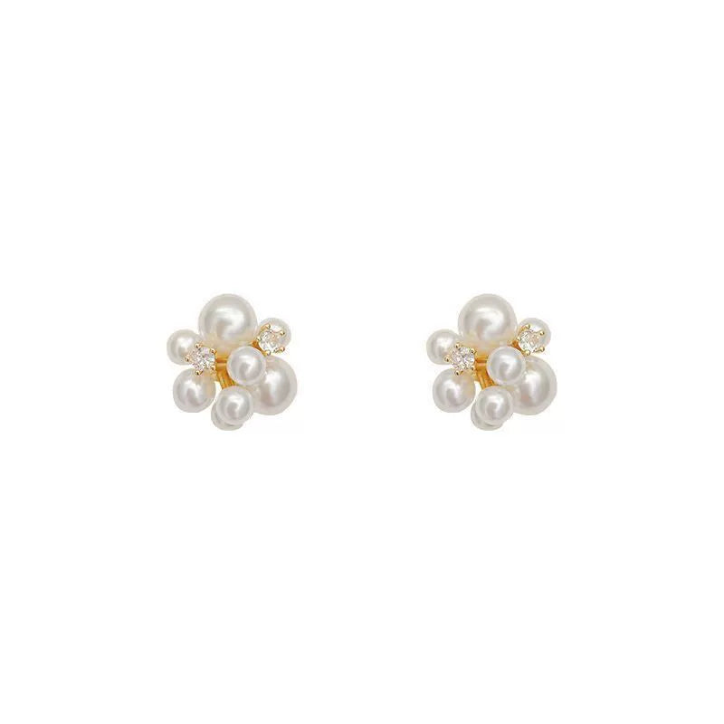 just-lil-things- pearl white-pin-earrings-jlt12130