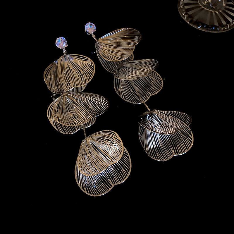Just lil things Artificial Earrings