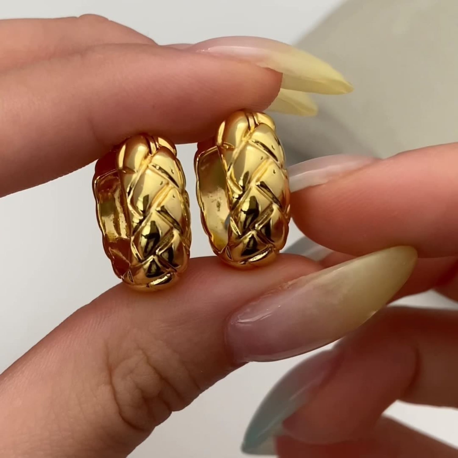 Criss Cross Gold Hoop Earrings jlt12763