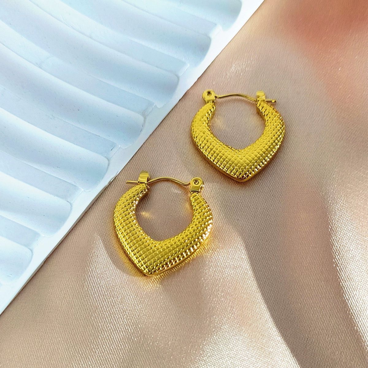 Gold Bali design  earrings  jlt13187