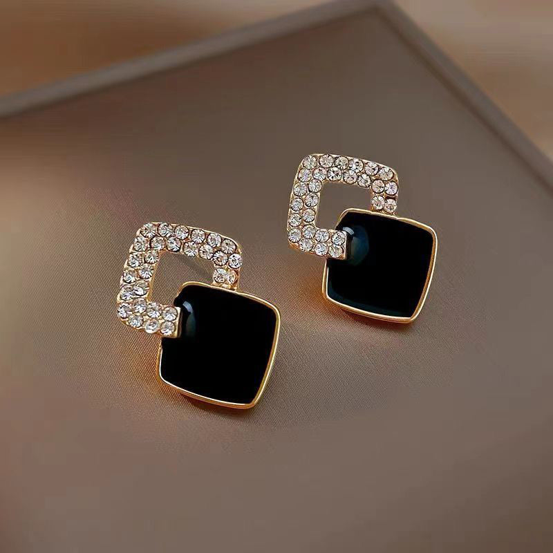 Dazzle Squares Earrings JLT13237