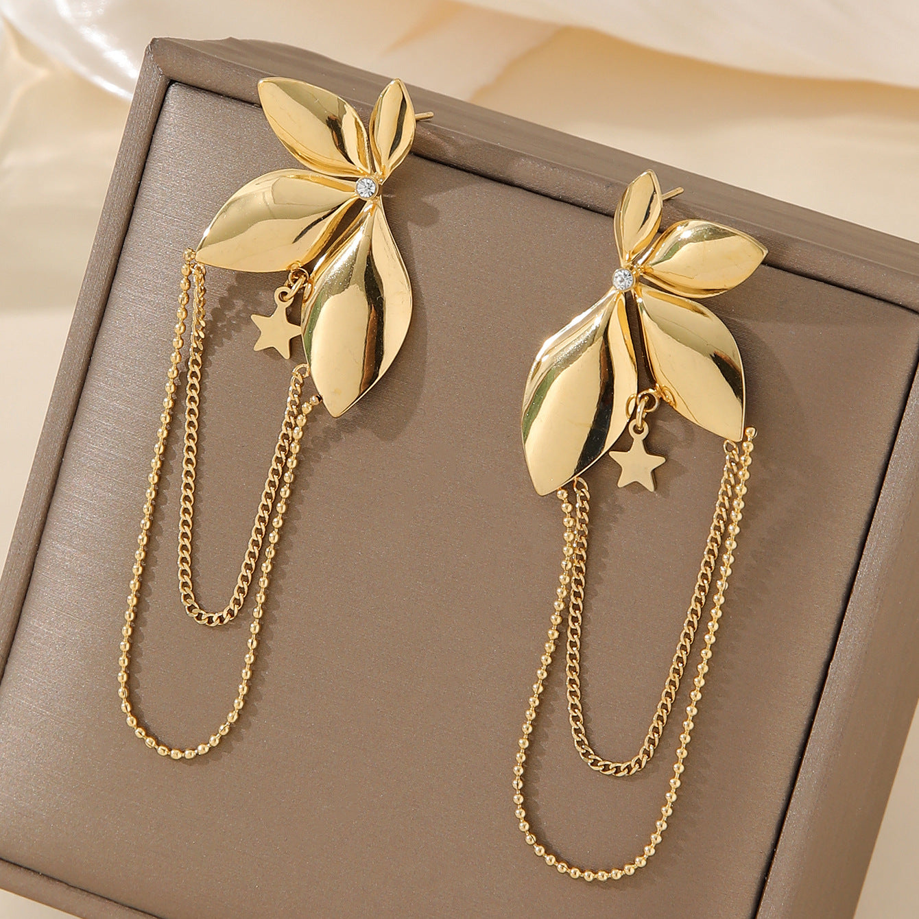 half-leaf  flower tassel earrings jlt13245