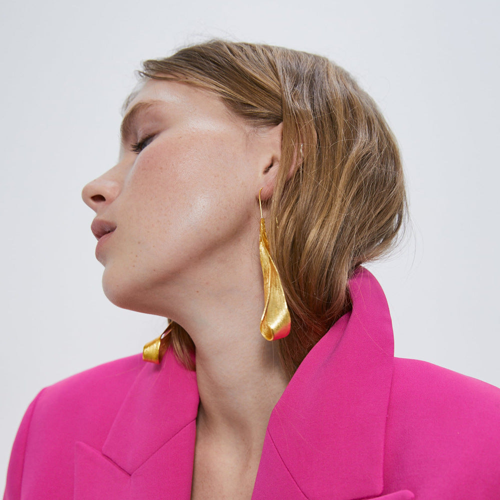 Retro teardrop-shaped leaf hook earrings jlt13263
