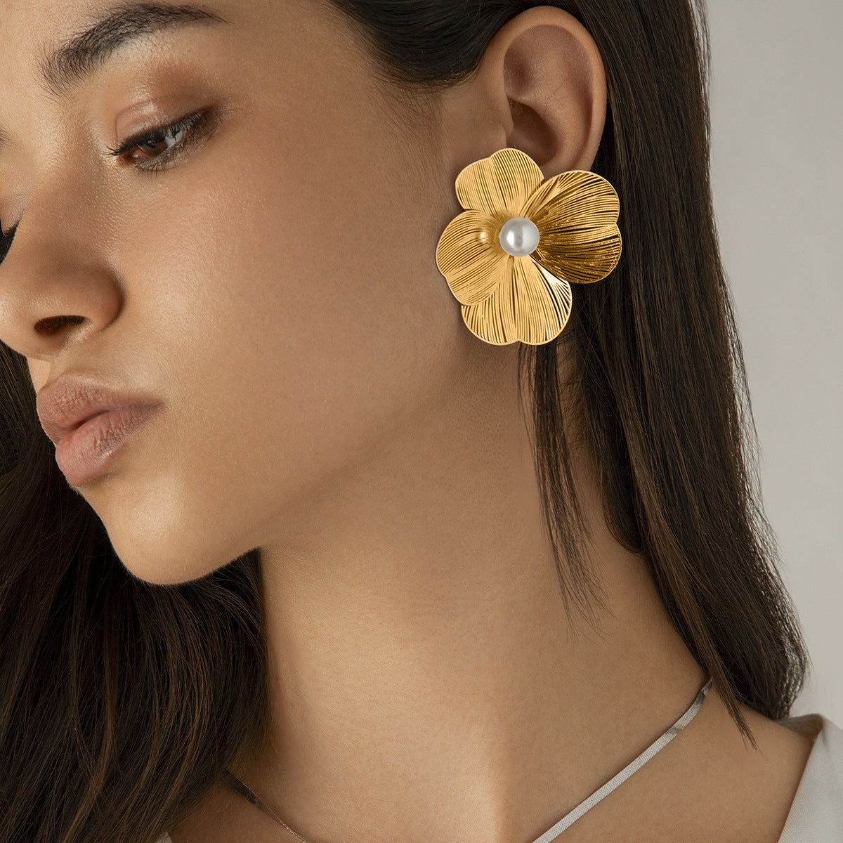 Just Lil Things three-dimensional ginkgo leaf flower earrings sweet cool ins style imitation pearl tassel earrings jlt13296