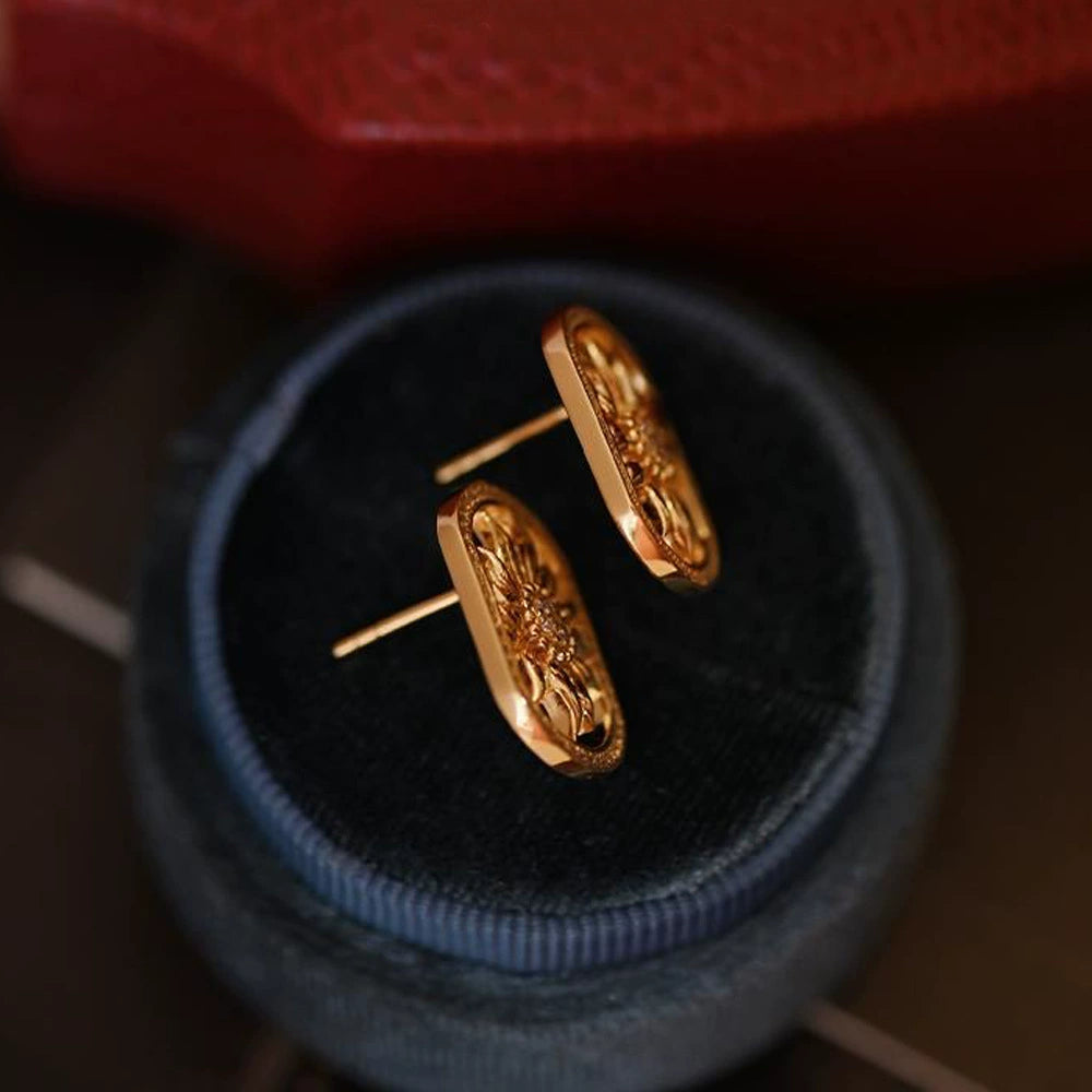 Just Lil Things Bloom Sunflower Stud Earrings – Oval Frame & Crystal Detail jlt13313