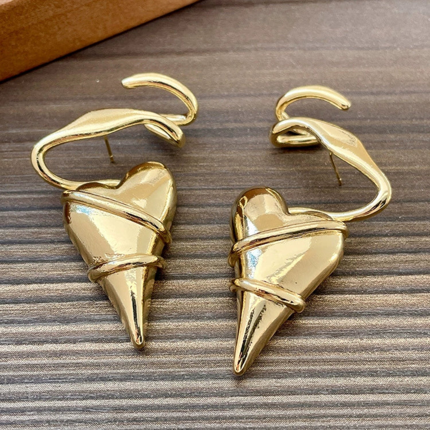 Just Lil Things Bold Golden Heart Wrap Earrings – Artistic Curved Statement Design  jlt13335