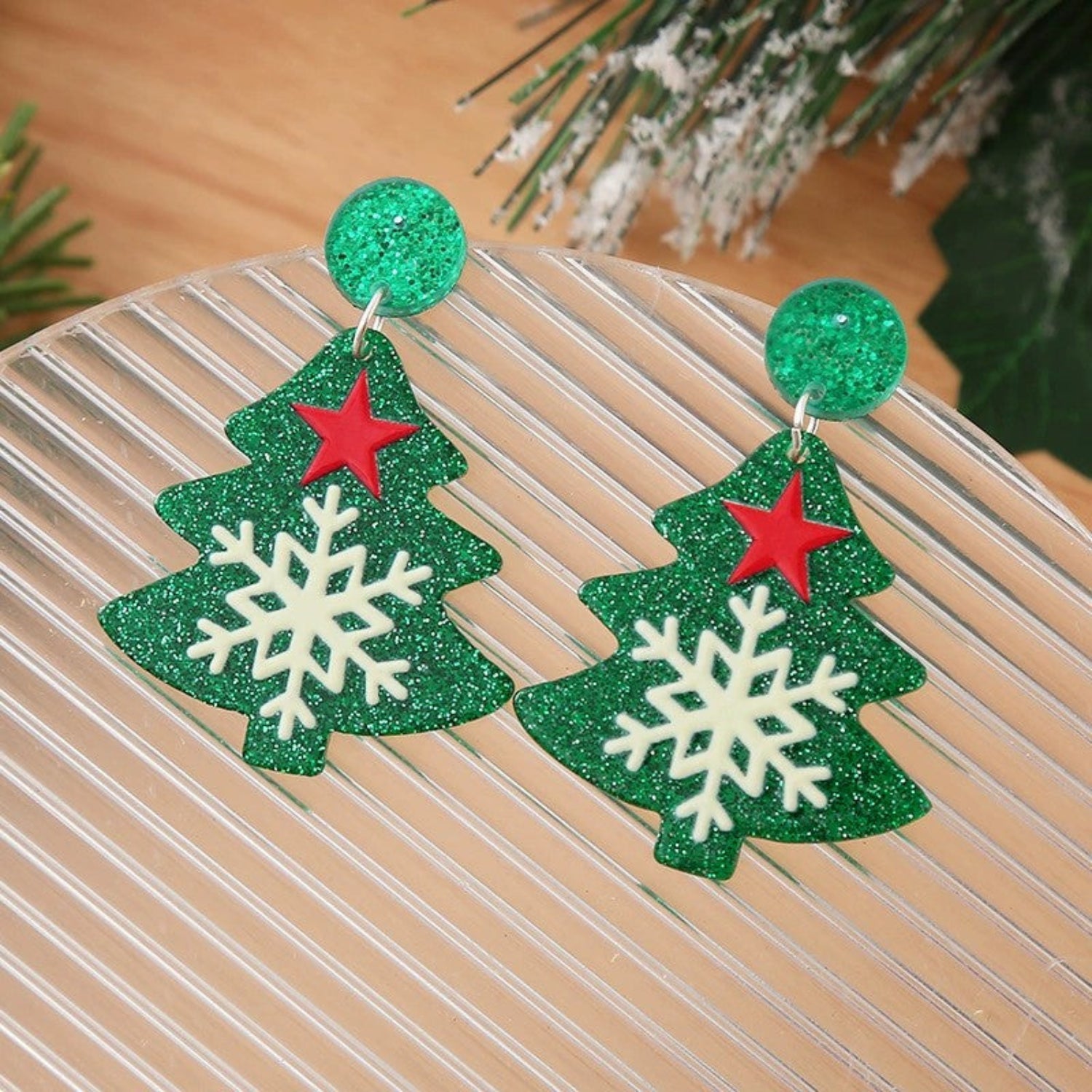 Just Lil Things Christmas Tree Earrings with Snowflake and Star jlt13353